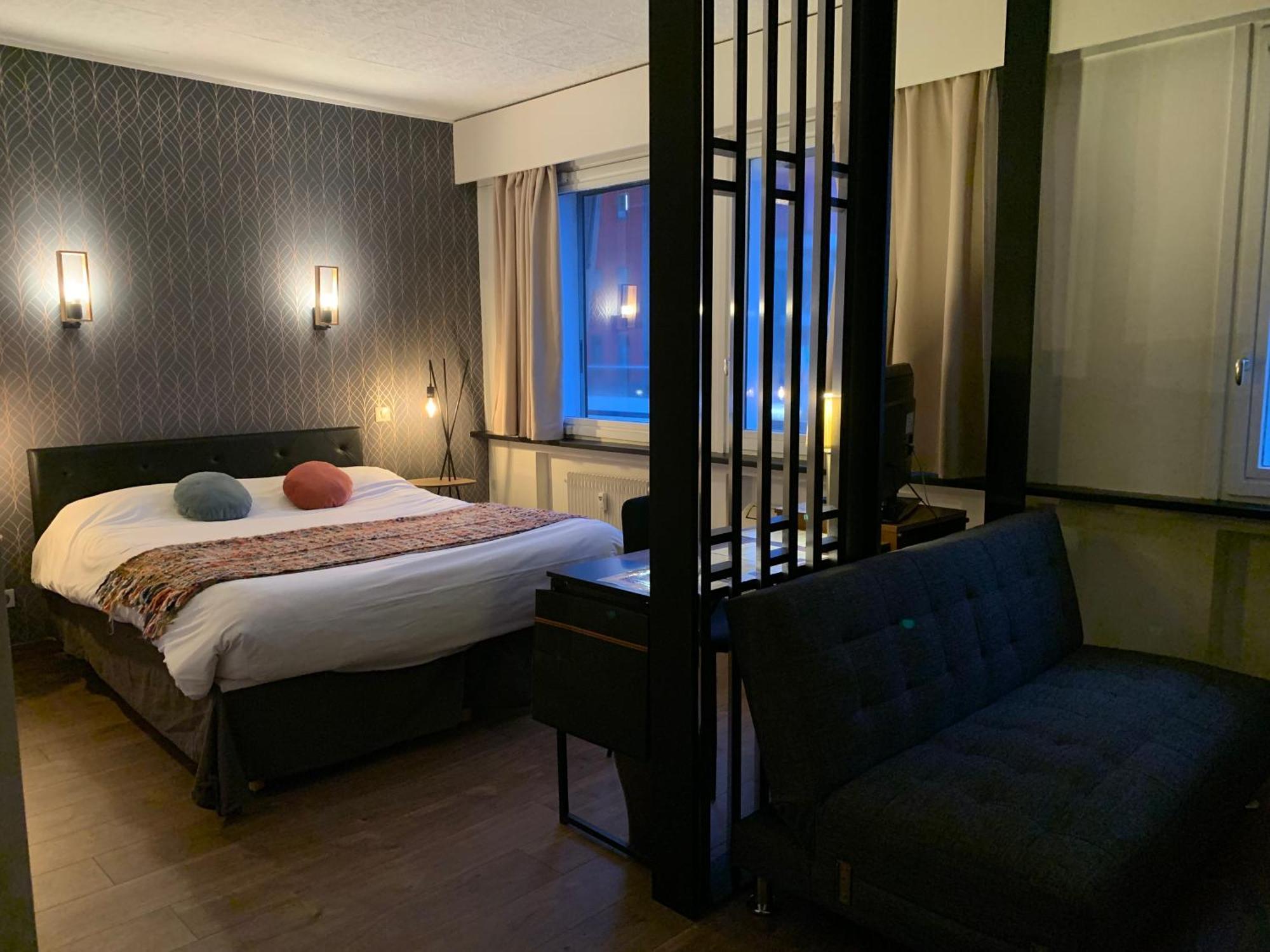 Brit Hotel Roanne - Le Grand Hotel Exterior foto