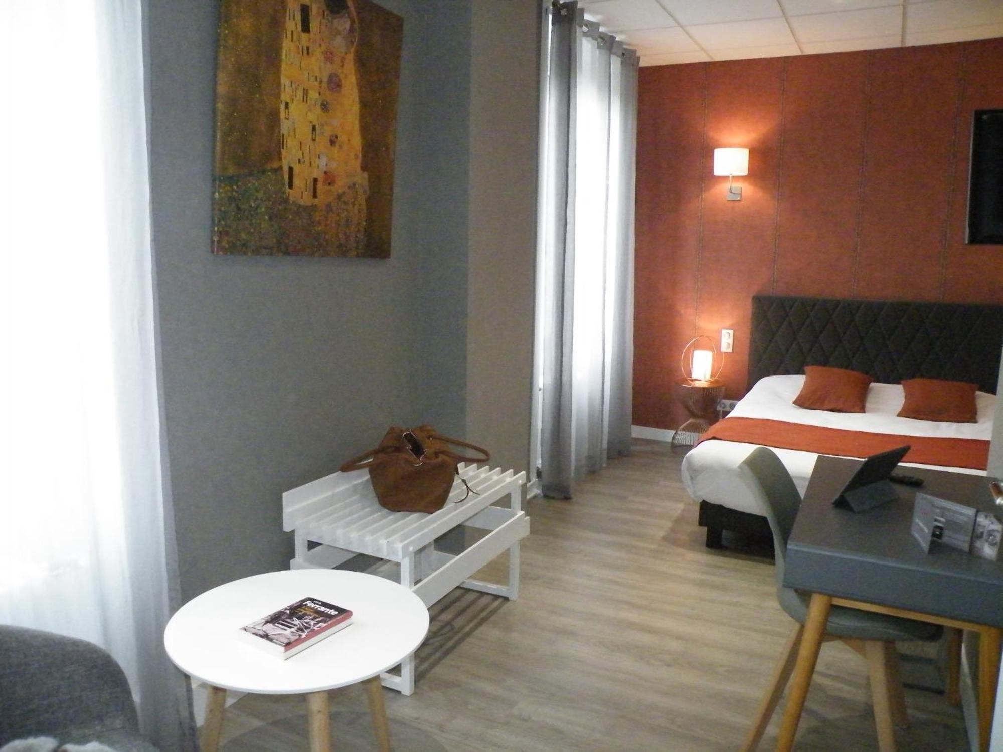 Brit Hotel Roanne - Le Grand Hotel Exterior foto
